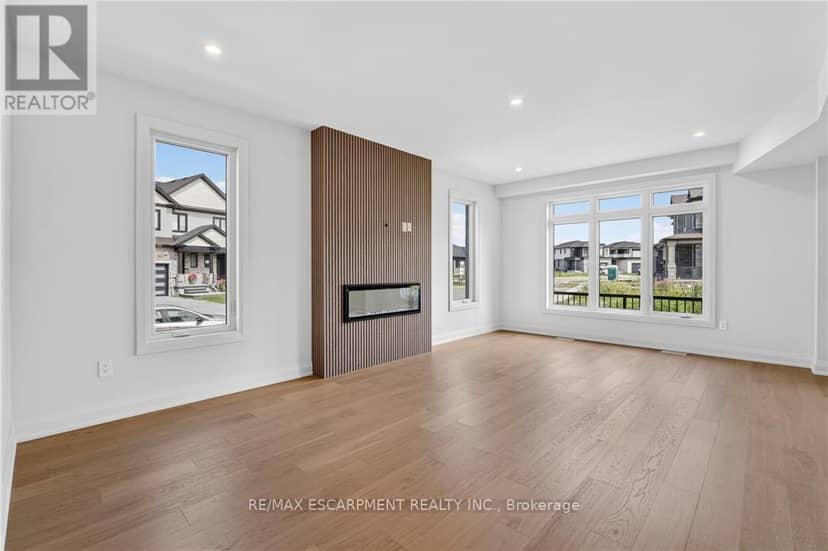 8905 Angie Drive — photo 10 of 40