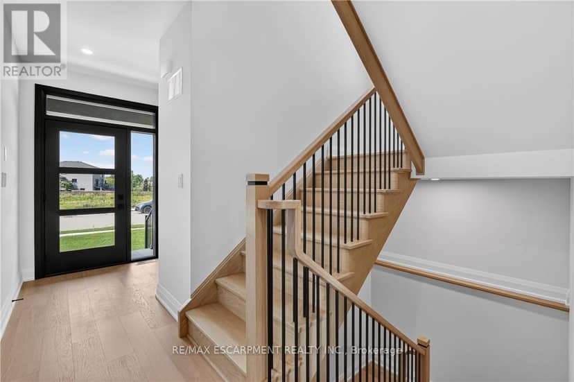 8905 Angie Drive — photo 11 of 40