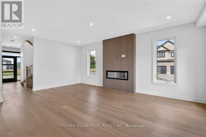 8905 Angie Drive — photo 13 of 40