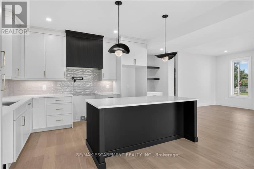 8905 Angie Drive — photo 17 of 40