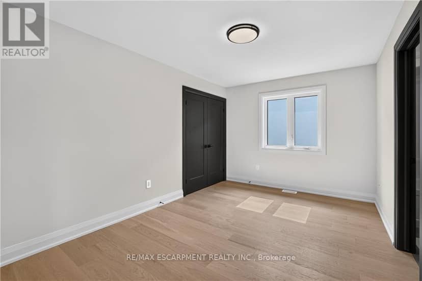 8905 Angie Drive — photo 36 of 40