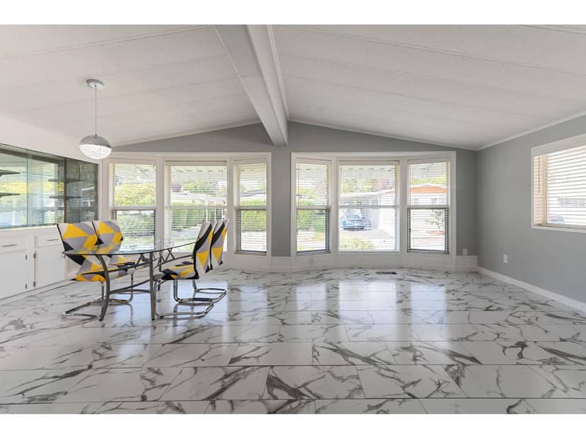 89 2303 CRANLEY DRIVE, Surrey