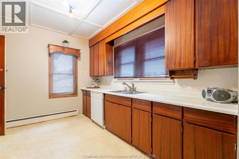 1008 James Street — photo 19 of 40