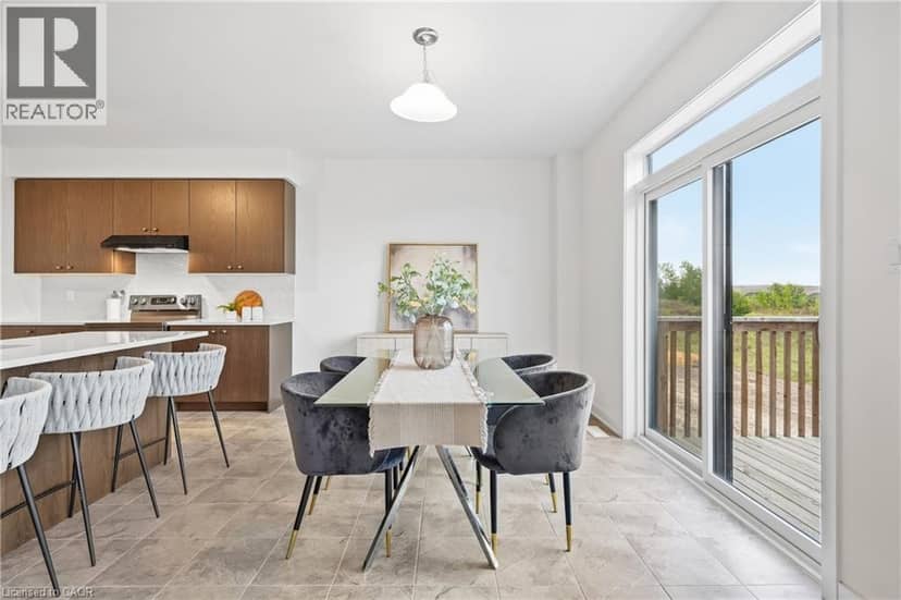 166 AVIRON Crescent — photo 13 of 40