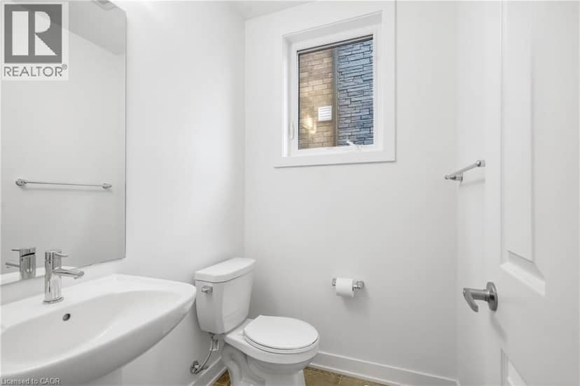 166 AVIRON Crescent — photo 14 of 40