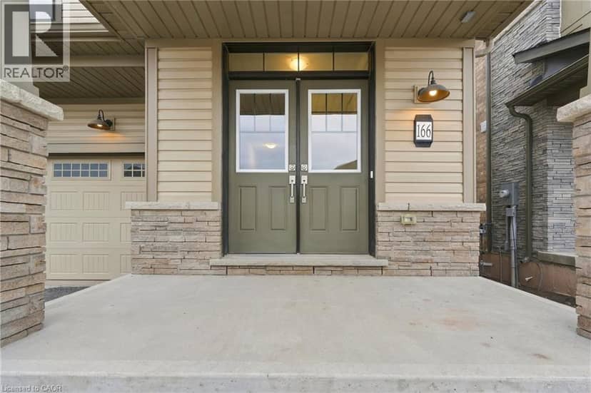 166 AVIRON Crescent — photo 4 of 40
