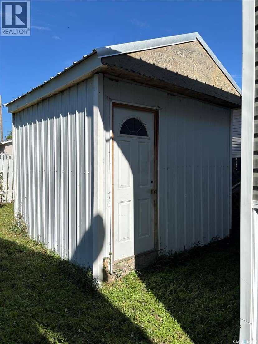 406 Railway AVENUE — photo 39 of 40