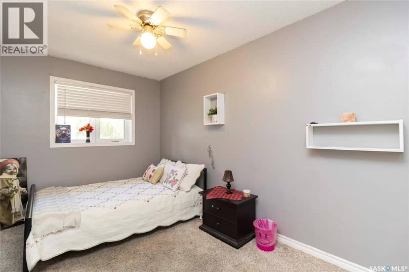 3501 33rd STREET W — photo 18 of 40