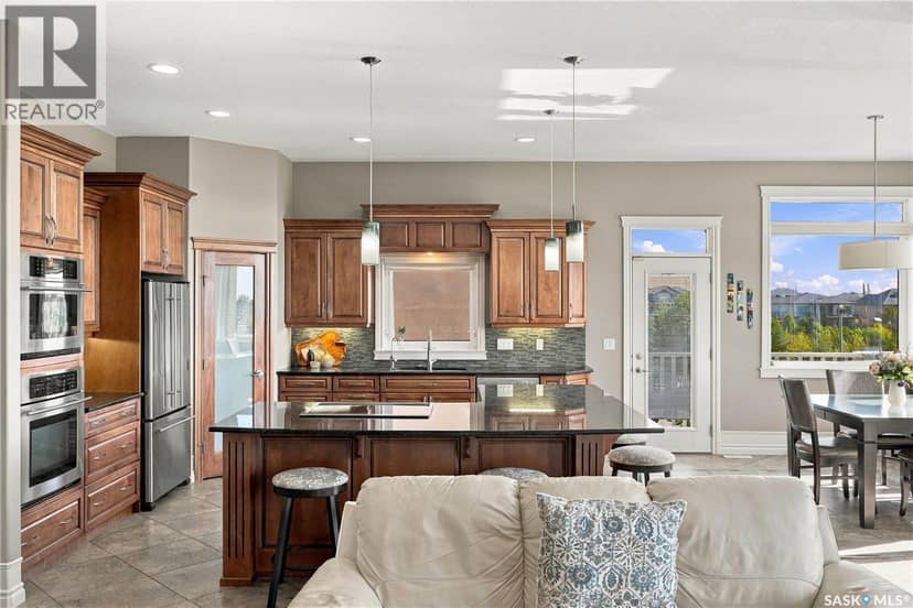 526 Hartley TERRACE — photo 11 of 40