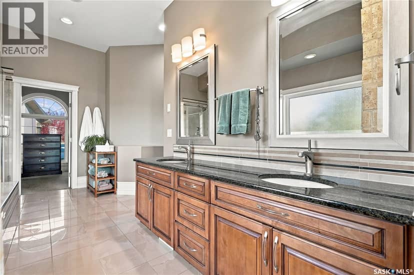 526 Hartley TERRACE — photo 34 of 40