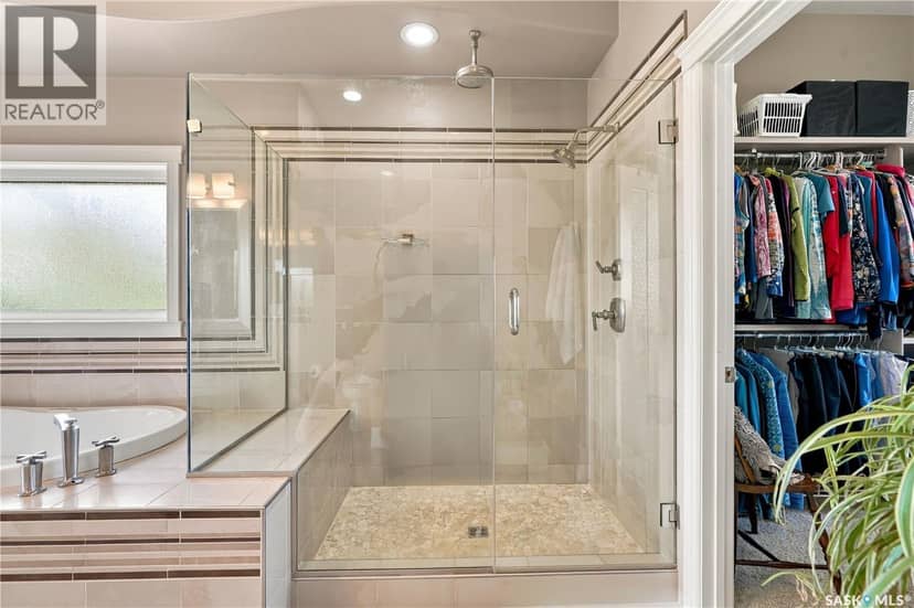 526 Hartley TERRACE — photo 37 of 40