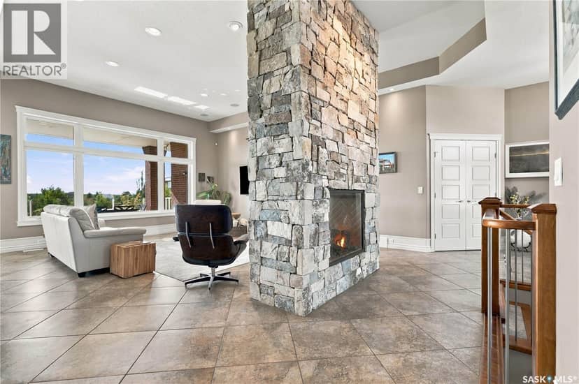 526 Hartley TERRACE — photo 9 of 40