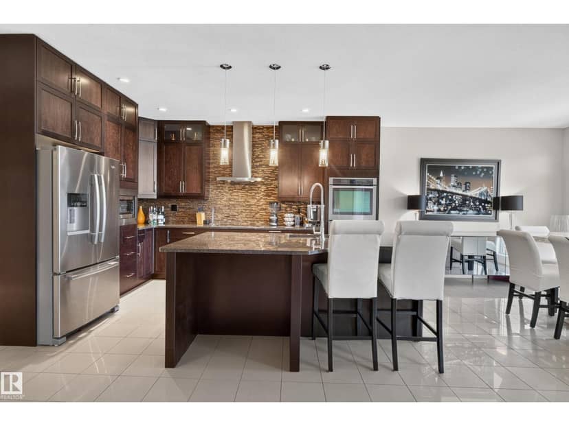 4204 Triomphe Pt — photo 12 of 40