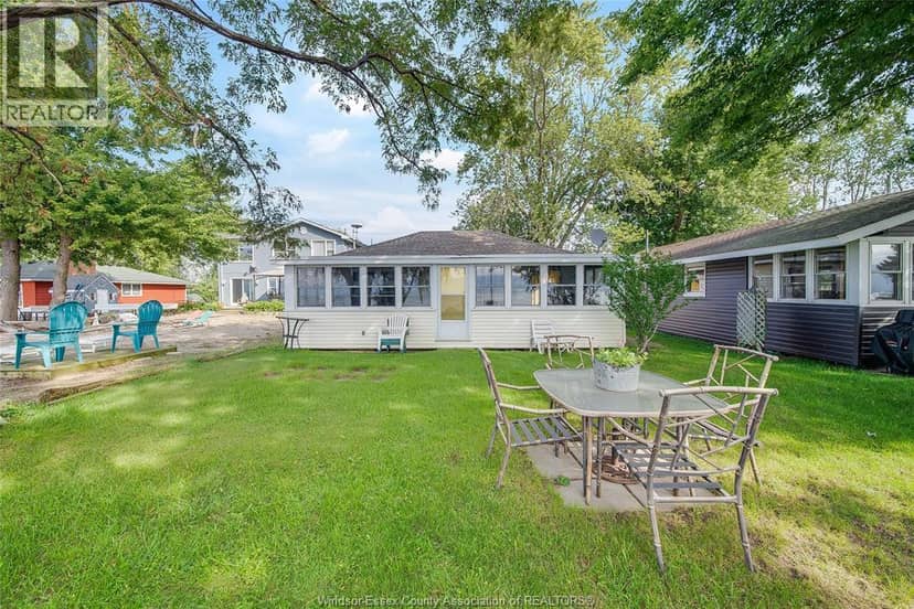 845 Erie Blue — photo 2 of 31