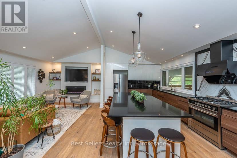 7407 Milburough Line E — photo 13 of 40