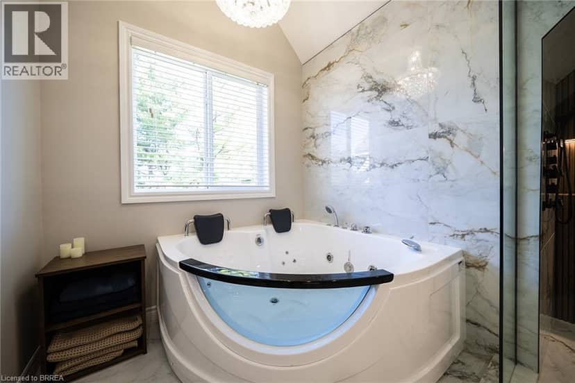 1410 MCDOWELL Road E — photo 16 of 36