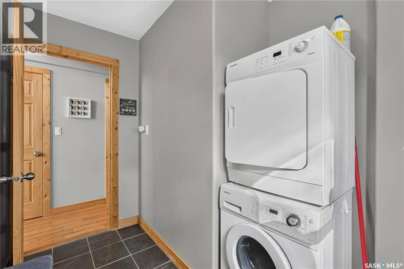 35 Lakeshore DRIVE, Invergordon Rm No. 430, photo 8