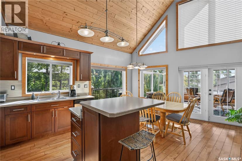 35 Lakeshore DRIVE — photo 13 of 40