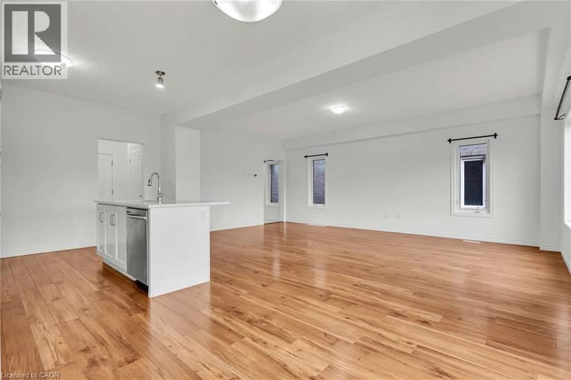 1318 CAEN Avenue — photo 13 of 40