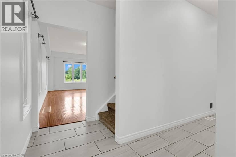1318 CAEN Avenue — photo 7 of 40