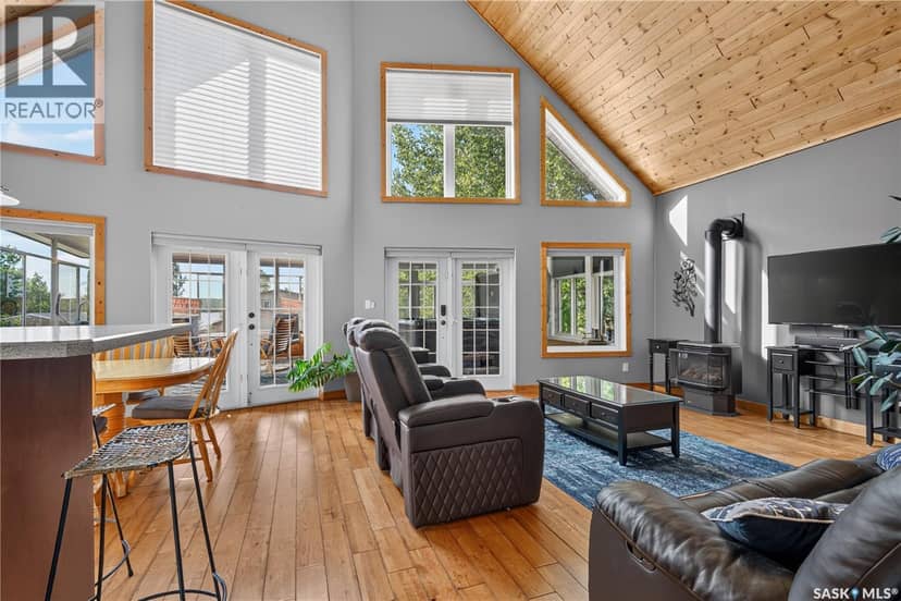 35 Lakeshore DRIVE — photo 9 of 40