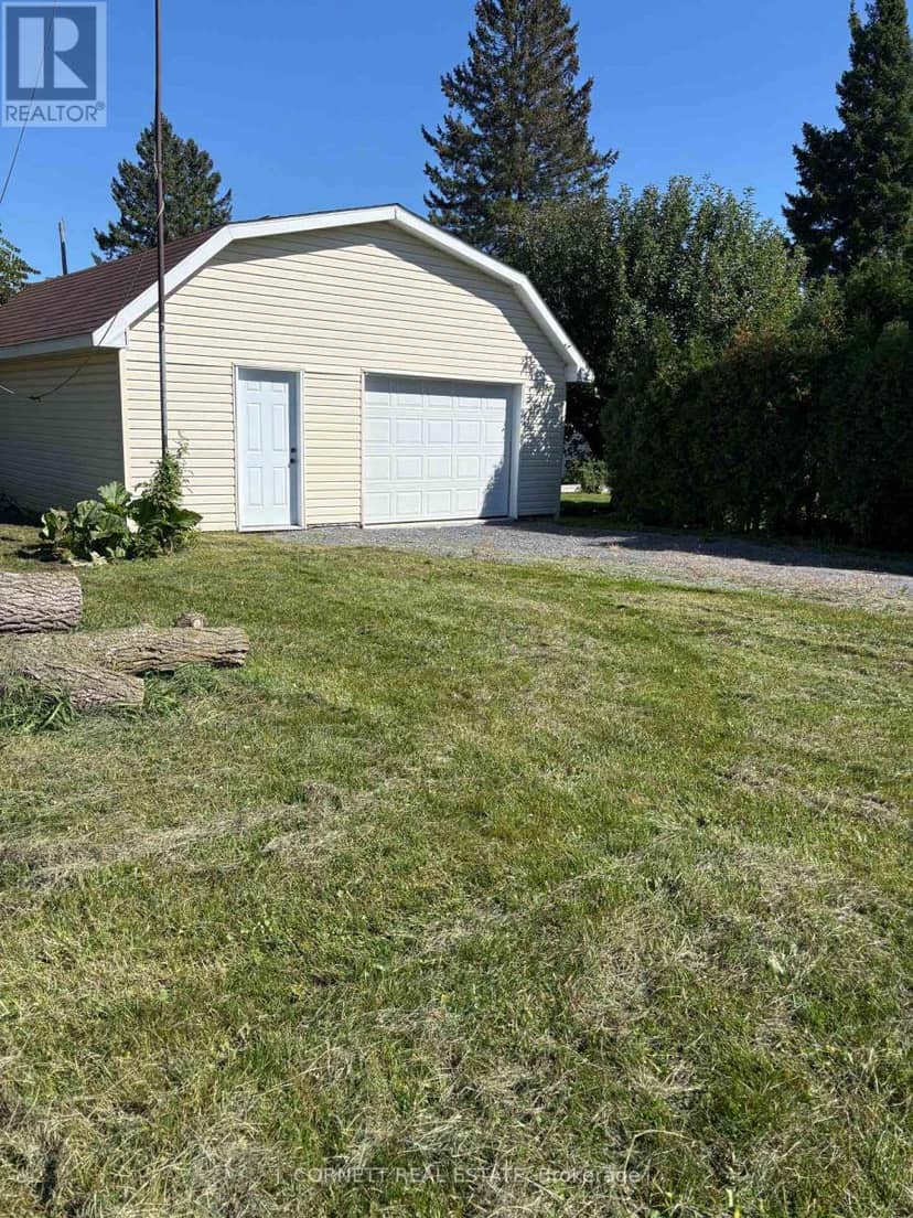 1319 Notre Dame Street — photo 34 of 37