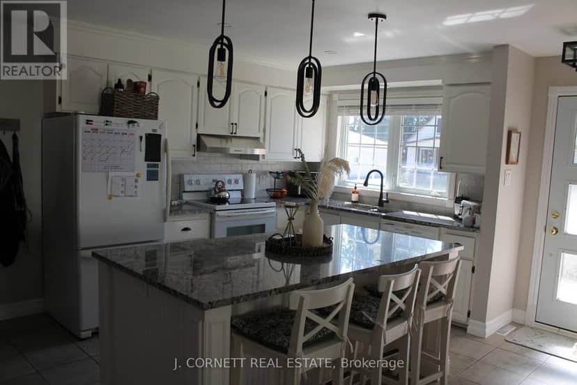 1319 Notre Dame Street — photo 4 of 37