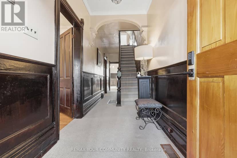 330 Main Street — photo 12 of 40