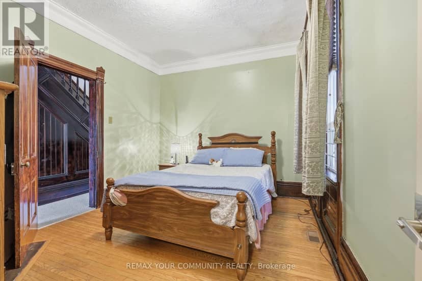 330 Main Street — photo 15 of 40