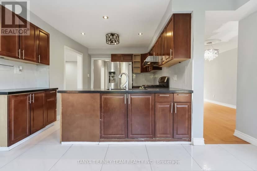 11 Hunter Drive — photo 12 of 40