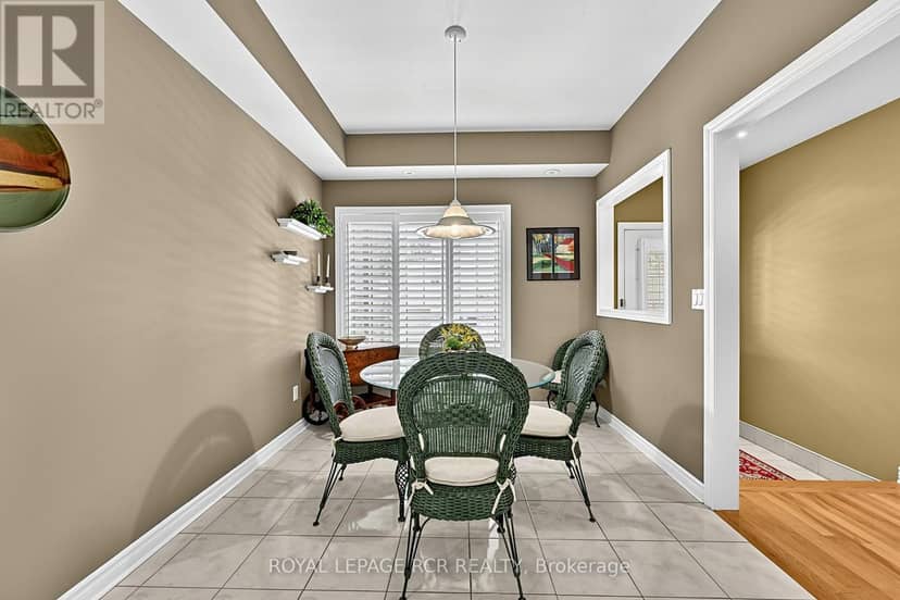11 - 520 Silken Laumann Drive — photo 14 of 40
