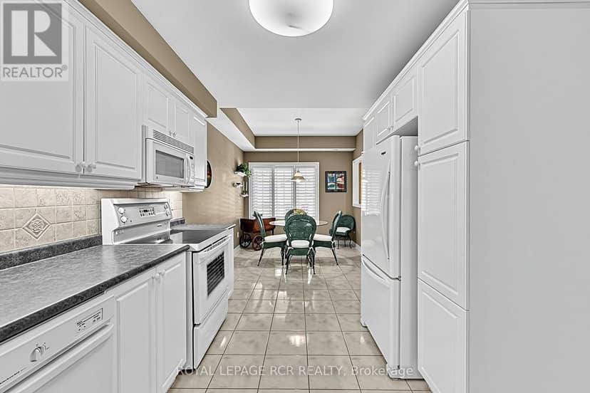 11 - 520 Silken Laumann Drive — photo 20 of 40