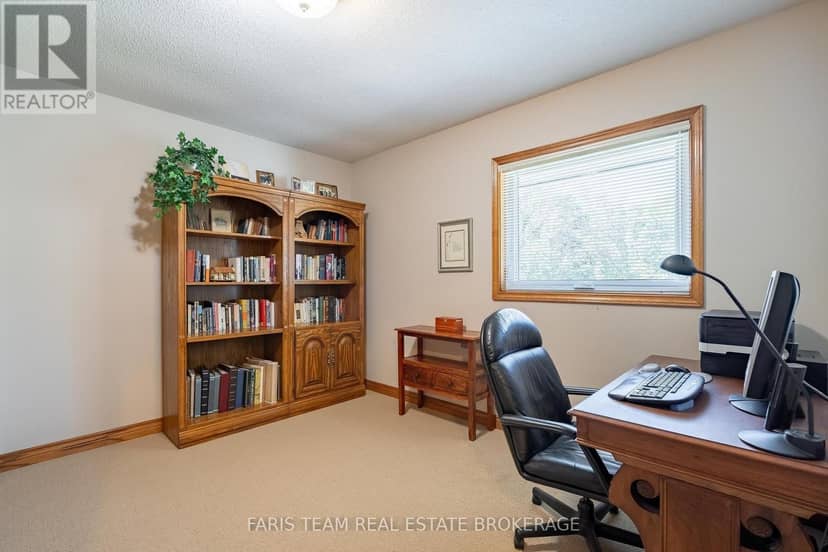 142 Nelson Street — photo 24 of 40