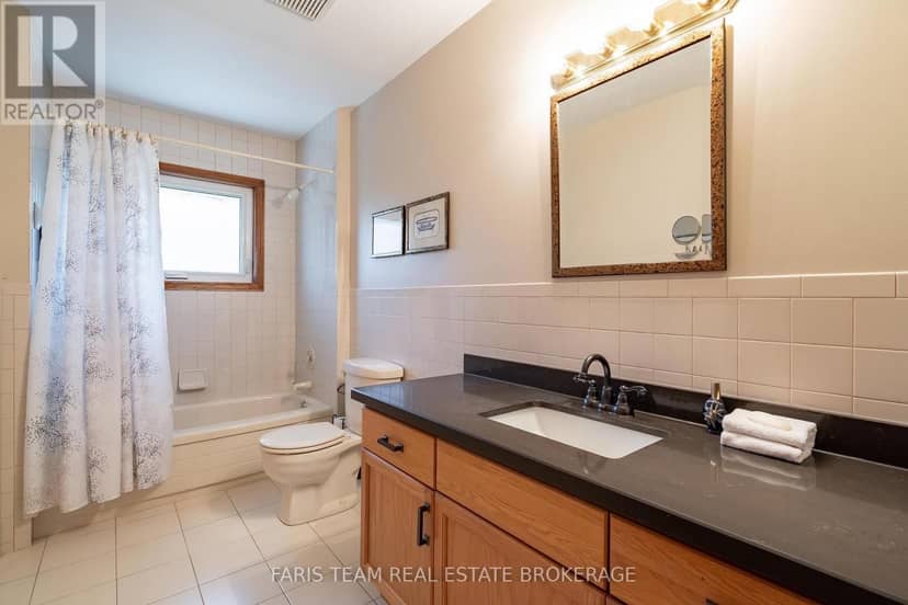 142 Nelson Street — photo 27 of 40