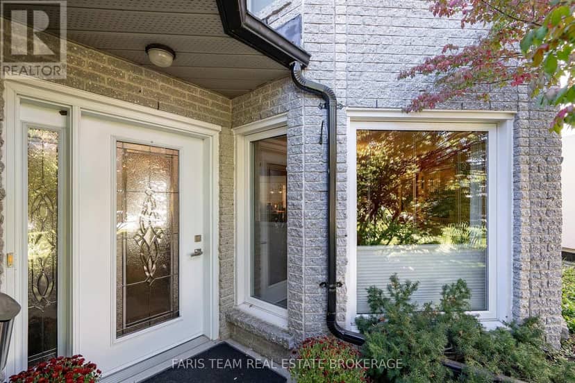 142 Nelson Street — photo 4 of 40
