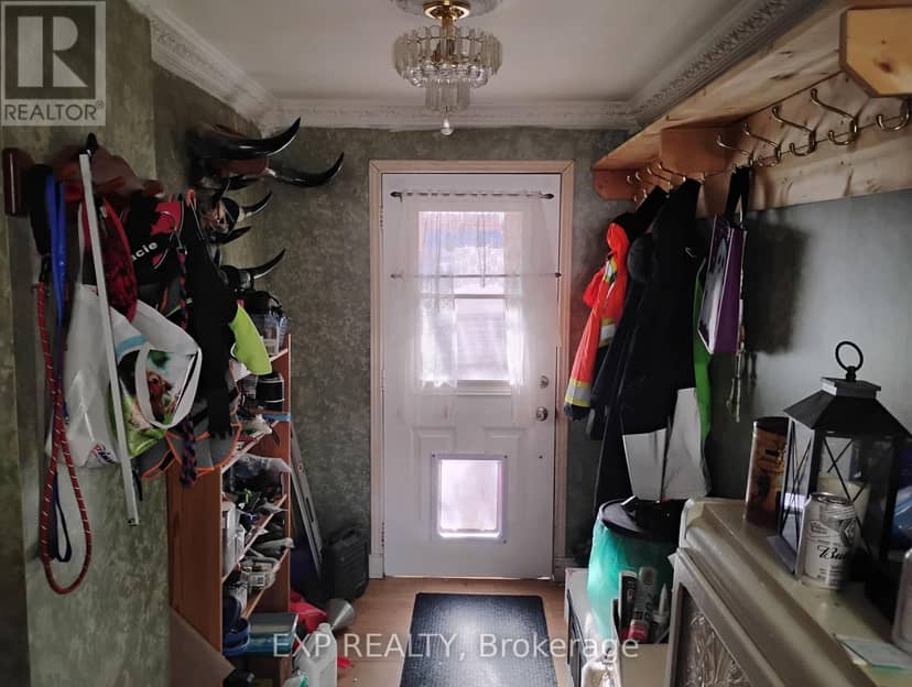 4044 Bayview Avenue — photo 19 of 27