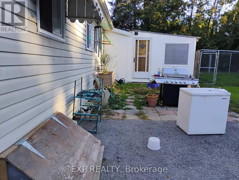 4044 Bayview Avenue — photo 22 of 27