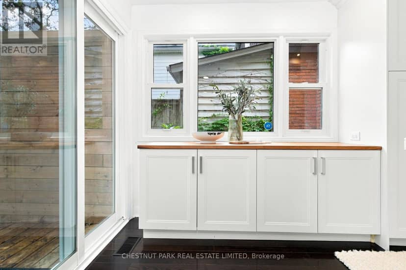 127 Durie Street — photo 12 of 40