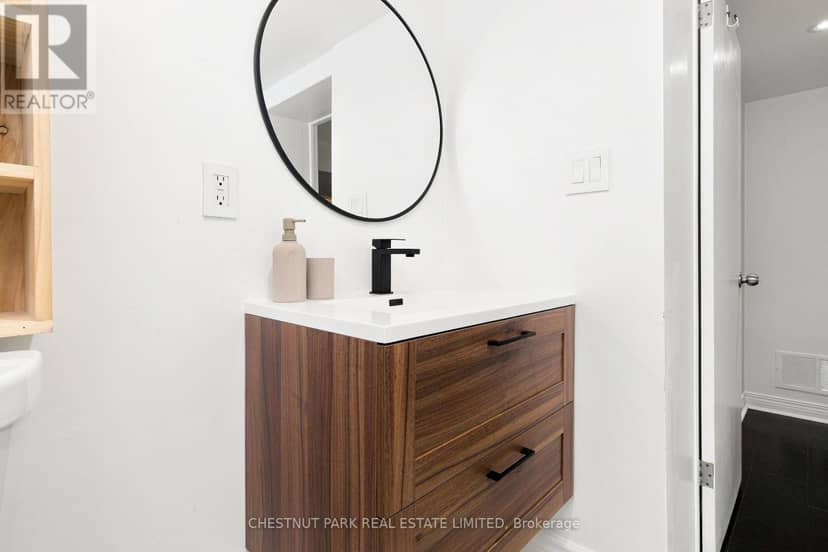 127 Durie Street — photo 35 of 40