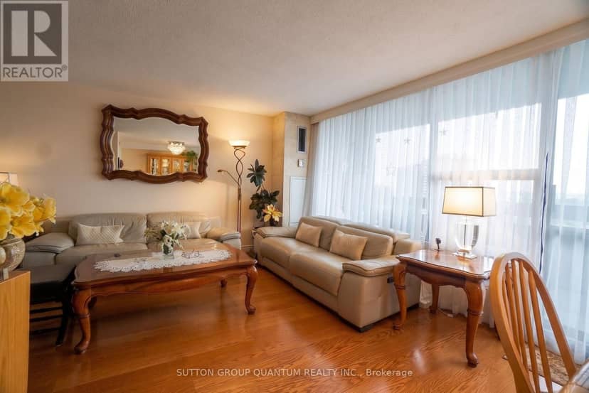 1810 - 11 Wincott Drive, Toronto, photo 6
