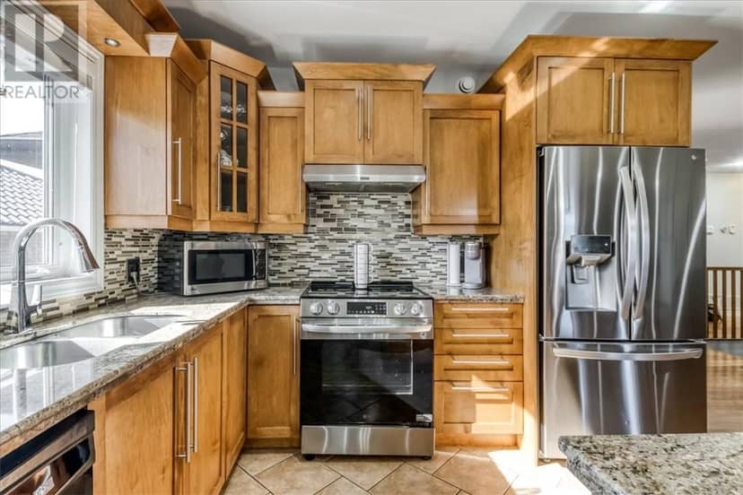 4256 Heritage Drive — photo 11 of 40