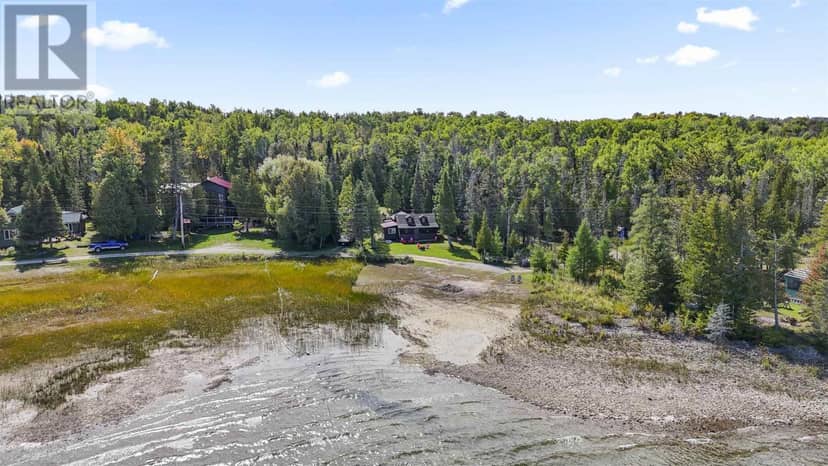 271 Smith Bay RD, District of Manitoulin — photo 32 of 34