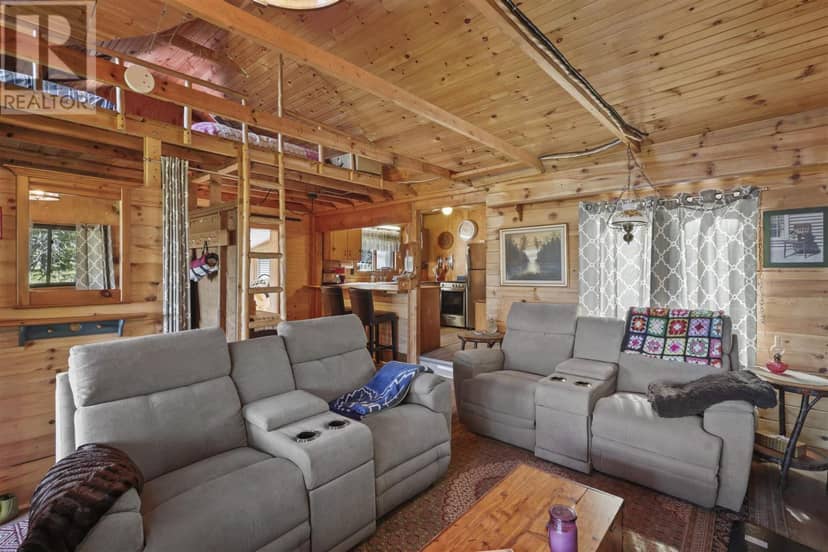 271 Smith Bay RD, District of Manitoulin, Gore Bay, photo 8