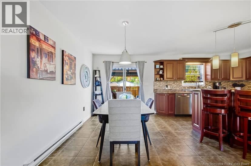 14 Hallihan Drive — photo 9 of 40