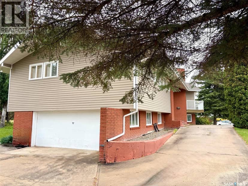 7 Driftwood CRESCENT — photo 2 of 23