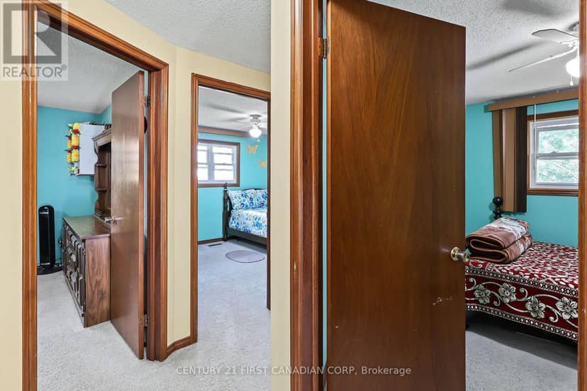 48 Corinth Court — photo 16 of 40