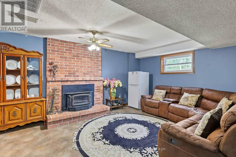 48 Corinth Court — photo 22 of 40