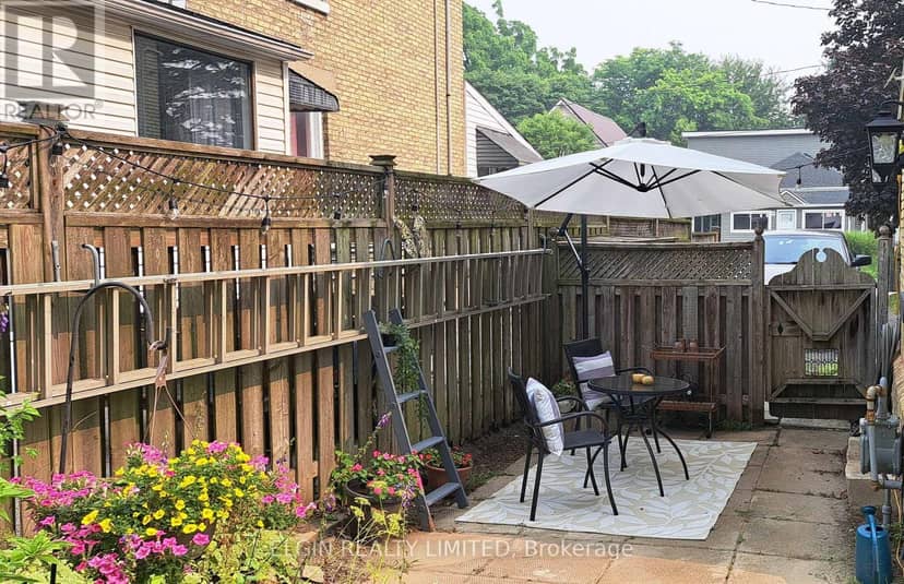 25 Locust Street — photo 26 of 32