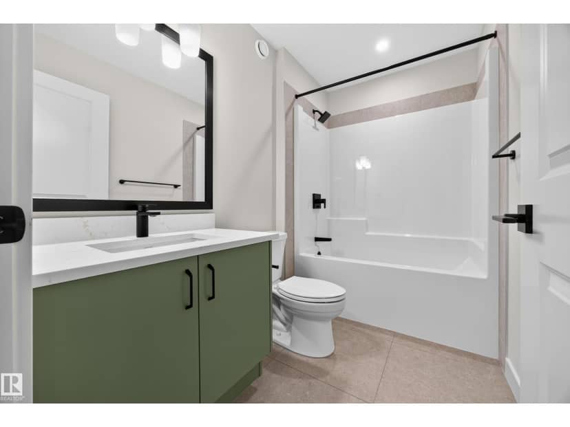 205 Hampshire Pt — photo 24 of 40