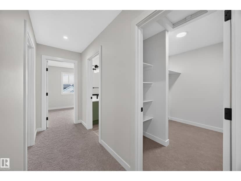 205 Hampshire Pt — photo 27 of 40